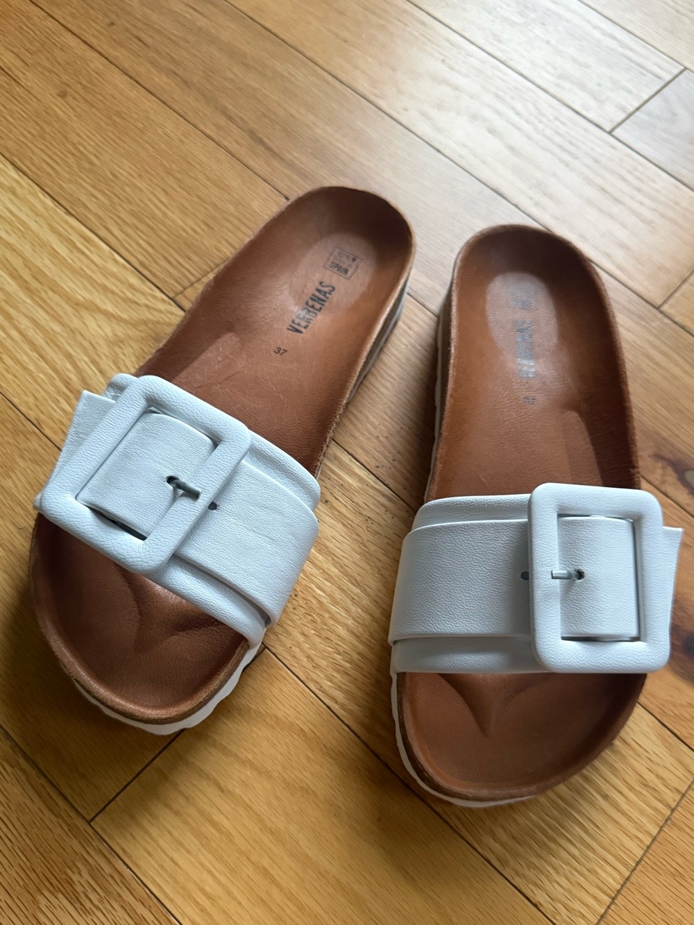 🥼New verbenas white leather slides made in spain 37